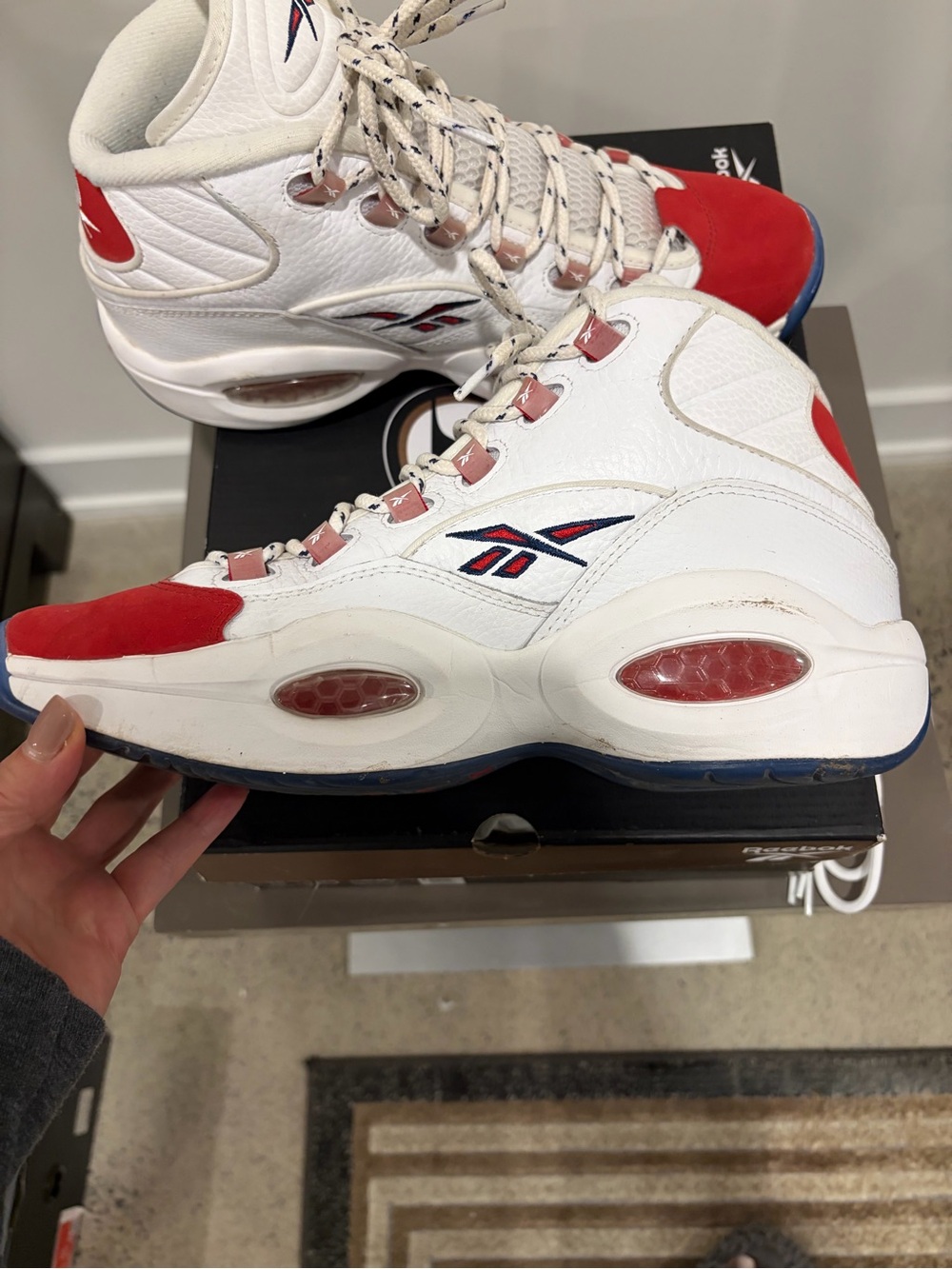 Reebok Question Mid "Red Toe" 2020 OG Allen Iverson - Size 10